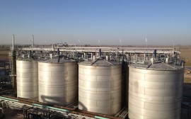 Continuous fermentation unit consisting of 6 main fermenters for the production of 500 m per day biotethanol